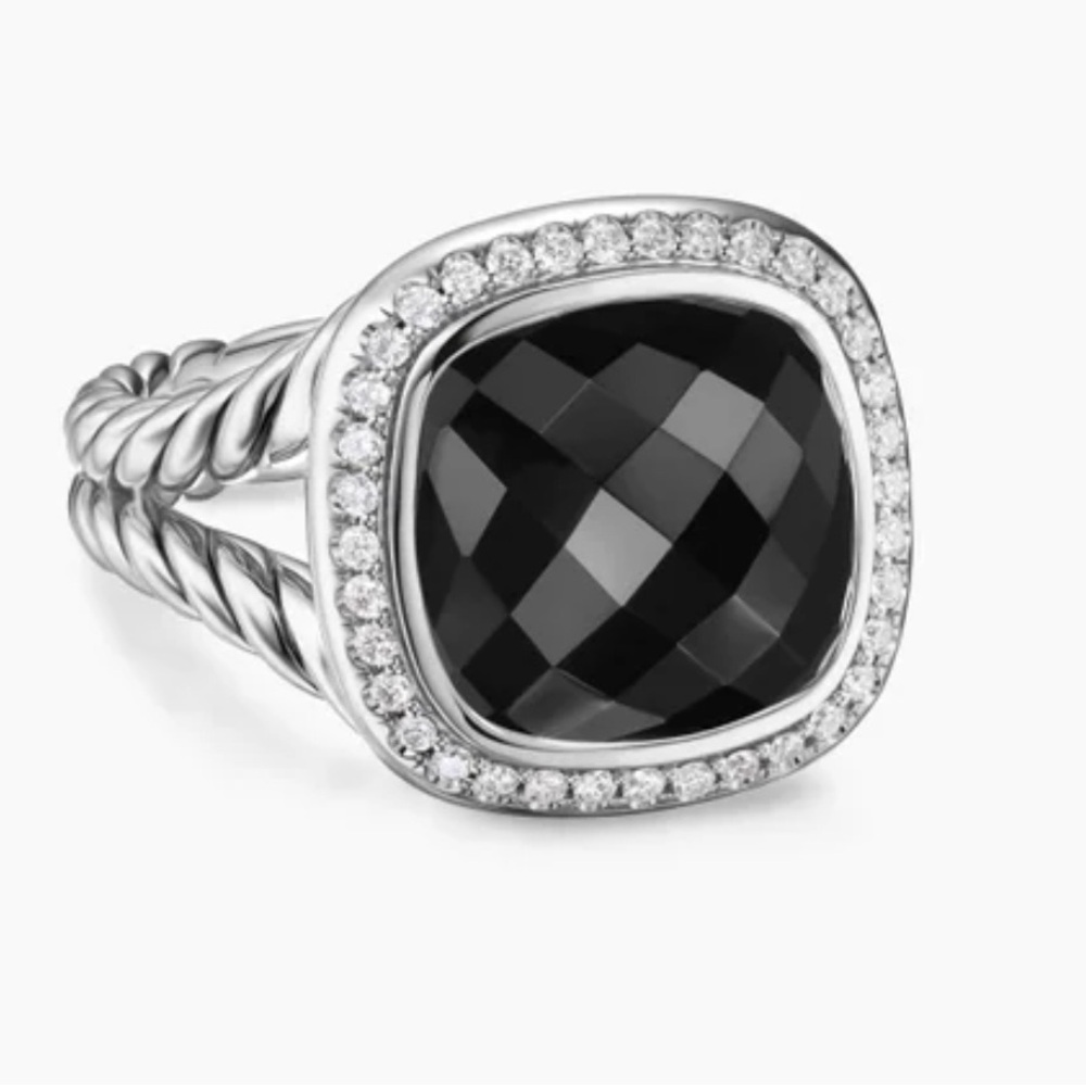 David Yurman ALBION® RING
Sterling Silver with Black Onyx and Diamonds, 11mm